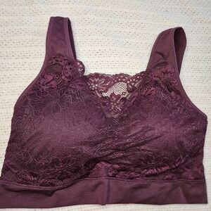 Rhonda Shear Womens 1X Lace Bra Bralette Removable Pad Pullover Plus Size